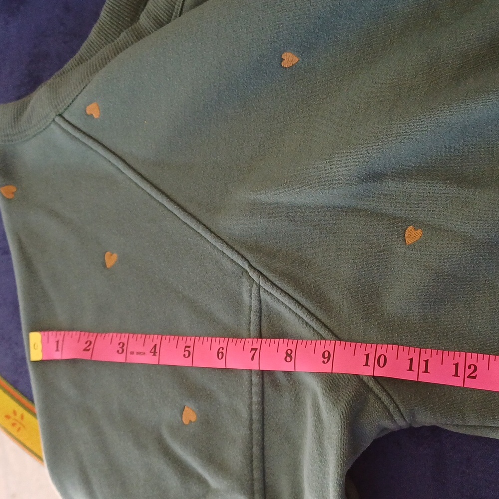 Universal Threads Heart Patterned Sweater - Picture 7 of 7